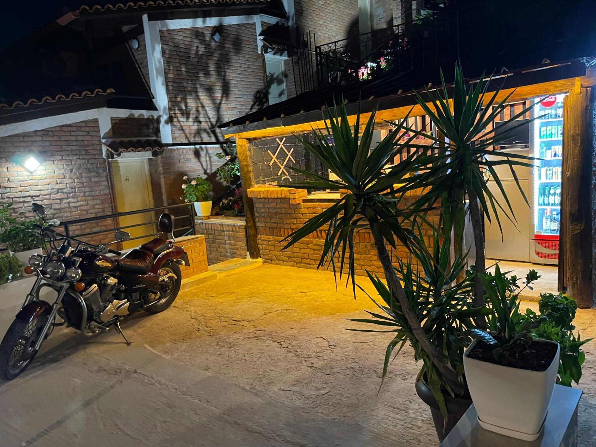 Hotel Kappa3 Villas Kanine Kültér fotó